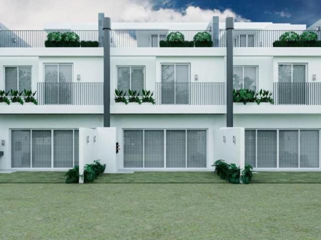 Casa para venda em Alto Da Rua Xv de 145.46m² com 3 Quartos, 3 Suites e 2 Garagens