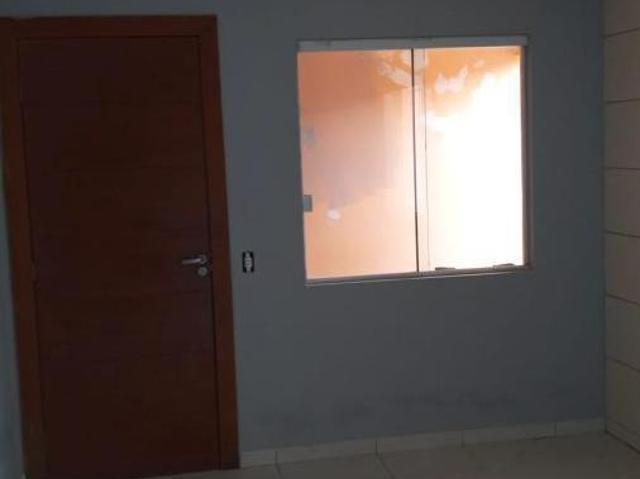 Casa para Venda em Almirante Tamandaré, Cachoeira, 2 dormitórios, 1 banheiro, 2 vagas