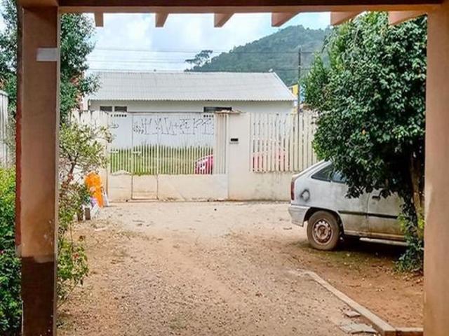 Casa para Venda em Almirante Tamandaré, Centro, 5 dormitórios, 1 suíte, 2 banheiros, 4 vagas