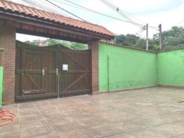 CASA PARA VENDA EM ARAÇARIGUAMA PRÓXIMO AO CENTRO