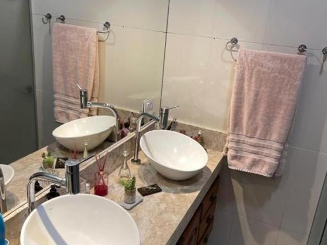 Casa para Venda em Araçariguama, São Romão, 3 dormitórios, 3 suítes, 5 banheiros, 4 vagas