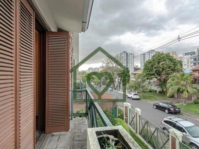 Casa para venda em Boa Vista de 259.00m² com 4 Quartos, 1 Suite e 4 Garagens