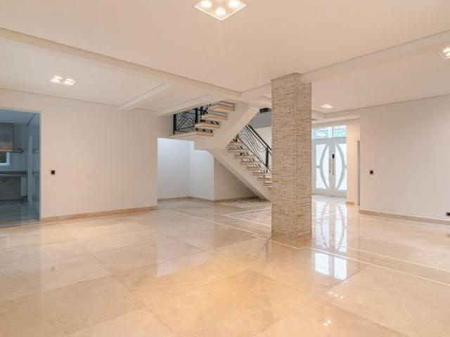 Casa para Venda em Barueri, Alphaville Residencial Plus, 2 dormitórios, 2 suítes, 6 banheiros, 4 vag