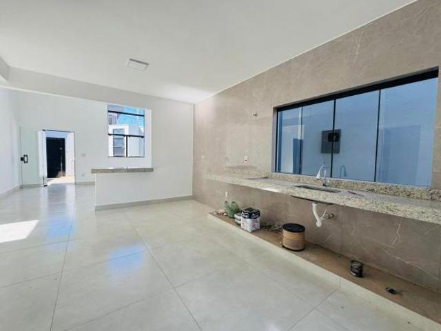 Casa para venda em Belo Horizonte lll, Varginha, Minas Gerais