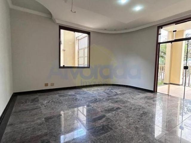 Casa para Venda em Belo Horizonte, PLANALTO, 4 dormitórios, 2 suítes, 3 banheiros, 4 vagas