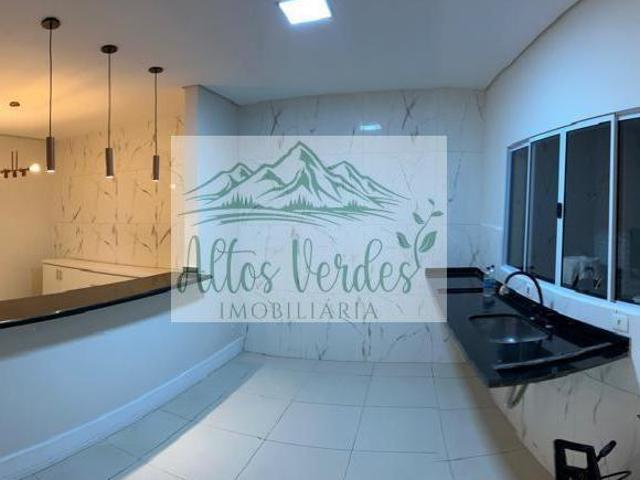 Casa para Venda em Bragança Paulista, 4 dormitórios, 2 suítes, 3 banheiros, 2 vagas