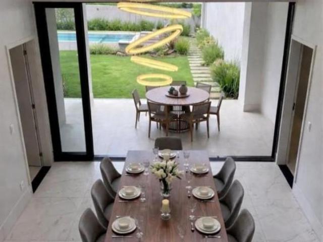 Casa para Venda em Brasília, Jardim Botânico, 4 dormitórios, 4 suítes, 5 banheiros, 2 vagas
