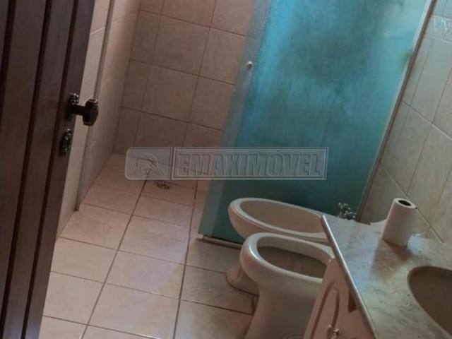 Casa para venda em Brigadeiro Tobias de 240.00m² com 3 Quartos, 1 Suite e 2 Garagens