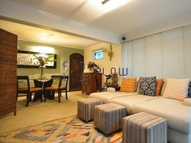 Casa para venda em Brooklin com 3 quartos, sendo 2 suítes, 3 vagas, 249m²