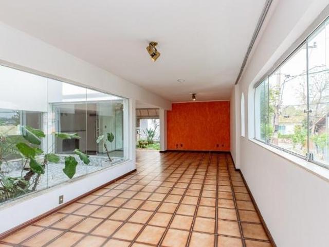 Casa para venda em Brooklin com 4 quartos, sendo 4 suítes, 327m²