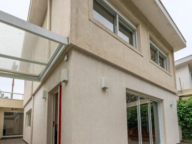 Casa para venda em Brooklin com 4 quartos, sendo 1 suíte, 133m²