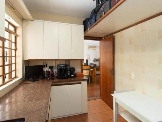 Casa para venda em Brooklin com 4 quartos, sendo 2 suítes, 493m²