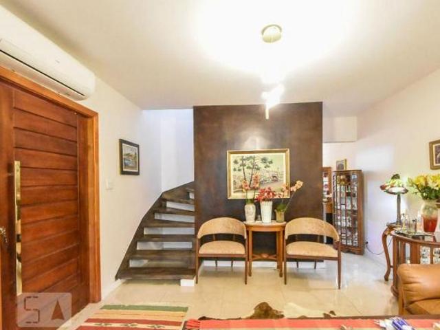Casa para venda em Brooklin de 120.00m² com 2 Quartos, 2 Suites e 2 Garagens