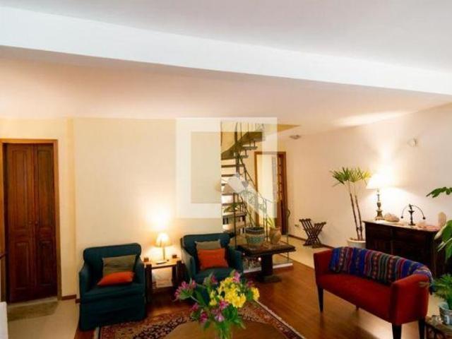 Casa para venda em Brooklin de 260.00m² com 4 Quartos, 4 Suites e 1 Garagem