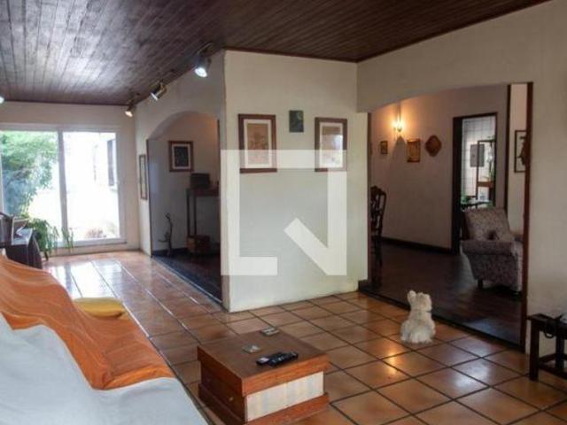 Casa para venda em Brooklin de 400.00m² com 3 Quartos, 2 Suites e 4 Garagens
