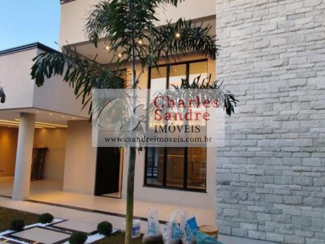 Casa para Venda em Goiânia, Jardim Europa, 3 dormitórios, 3 suítes, 5 banheiros, 4 vagas