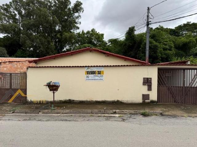 Casa para Venda em Goiânia, Setor Novo Horizonte, 6 dormitórios, 4 banheiros, 7 vagas