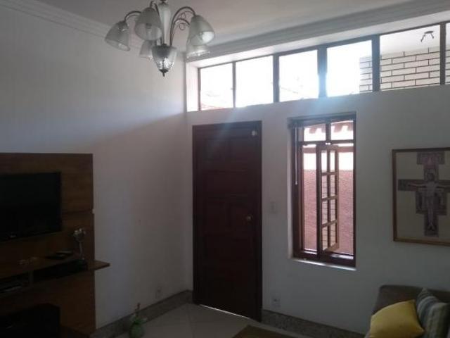 Casa para venda em Glória, Belo Horizonte