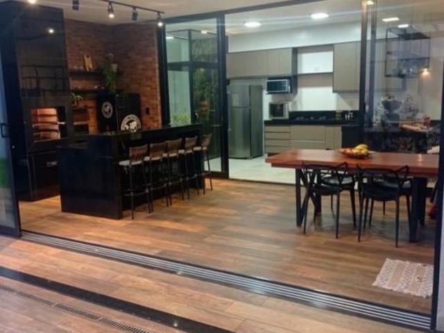Casa para Venda em Guaíra, CIDADE JARDIM, 3 dormitórios, 3 suítes, 4 banheiros, 4 vagas