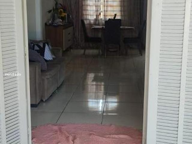 Casa para Venda em Guaratuba, Piçarras, 3 dormitórios, 1 suíte, 1 banheiro, 1 vaga