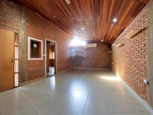 Casa para venda em Desmembramento Vila Nova de 135.00m² com 1 Quarto, 1 Suite e 2 Garagens