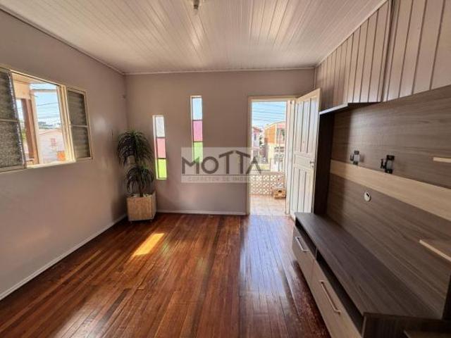 Casa para Venda em Erechim, Atlântico, 3 dormitórios, 2 banheiros, 2 vagas