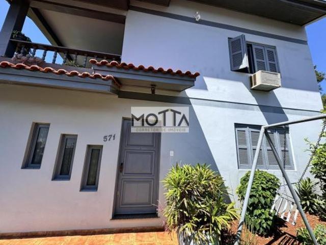 Casa para Venda em Erechim, Bela Vista, 4 dormitórios, 2 suítes, 3 banheiros, 2 vagas