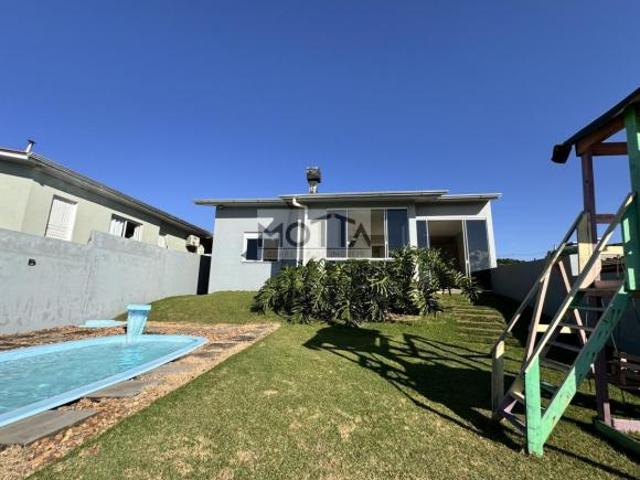 Casa para Venda em Erechim, DONA OLGA, 3 dormitórios, 2 banheiros, 2 vagas