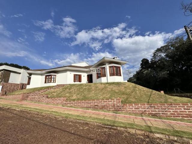 Casa para Venda em Erechim, Esperança, 2 dormitórios, 2 banheiros, 1 vaga