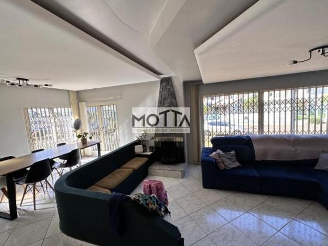 Casa para Venda em Erechim, Fátima, 3 dormitórios, 1 suíte, 3 banheiros, 2 vagas