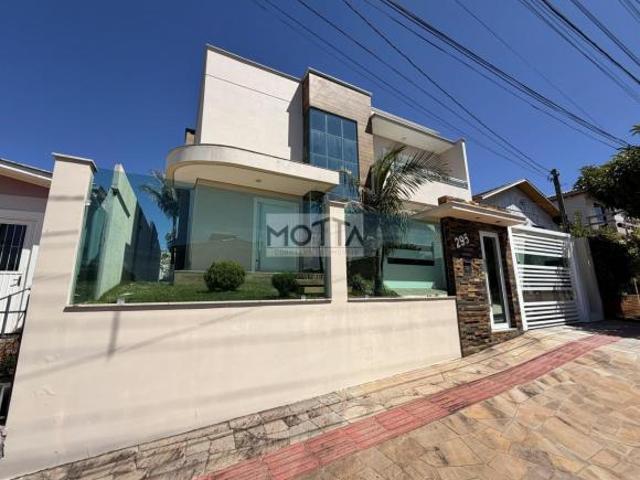 Casa para Venda em Erechim, Linho, 4 dormitórios, 1 suíte, 4 banheiros, 1 vaga