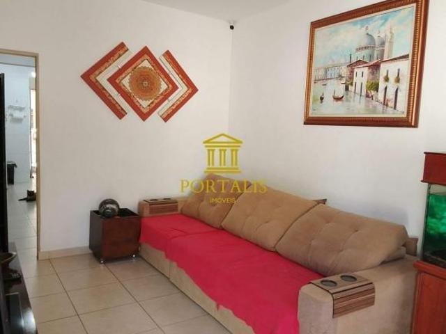 Casa para venda em Esplanada, Belo Horizonte