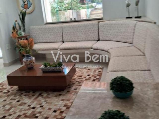 Casa para venda em Funcionários, Montes Claros