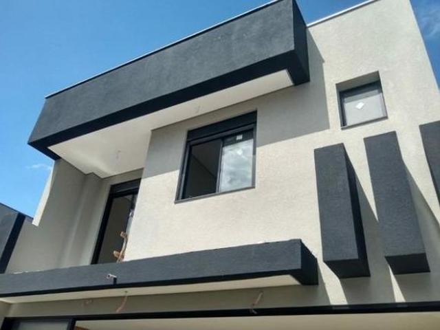 Casa para venda em Horto Florestal de 200.00m² com 3 Quartos, 3 Suites e 1 Garagem