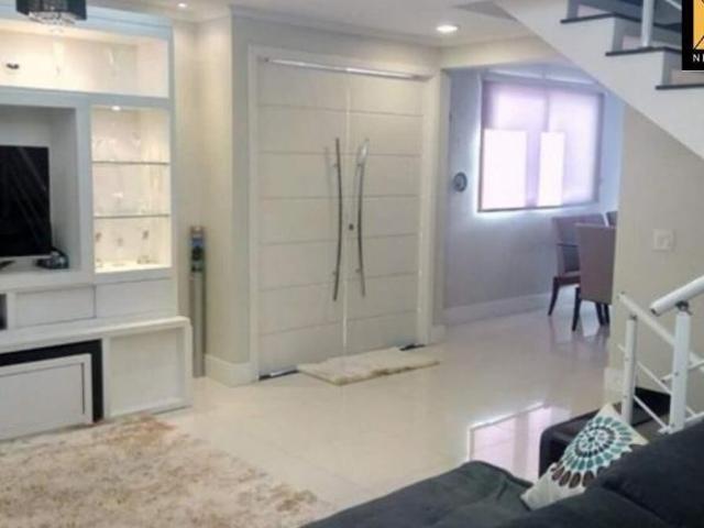 Casa para venda em HORTO SANTO ANTONIO de 270.00m² com 3 Quartos, 1 Suite e 4 Garagens