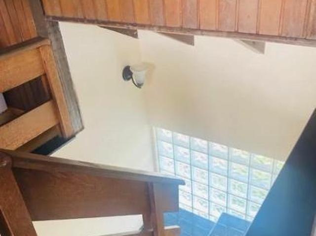 Casa para venda em Hauer de 211.00m² com 3 Quartos, 1 Suite e 2 Garagens