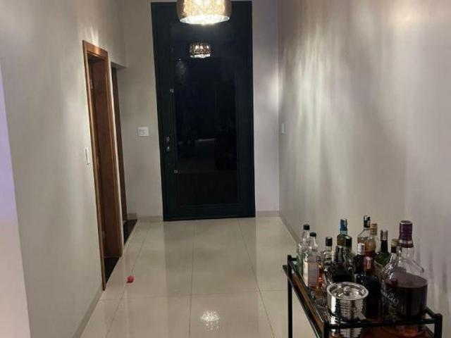 Casa para venda em Interlagos I e II de 337.00m² com 3 Quartos, 3 Suites e 4 Garagens