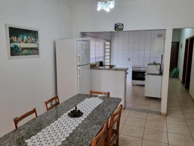 Casa para Venda em Ibirá, Termas de Ibirá, 4 dormitórios, 1 suíte, 3 banheiros, 4 vagas