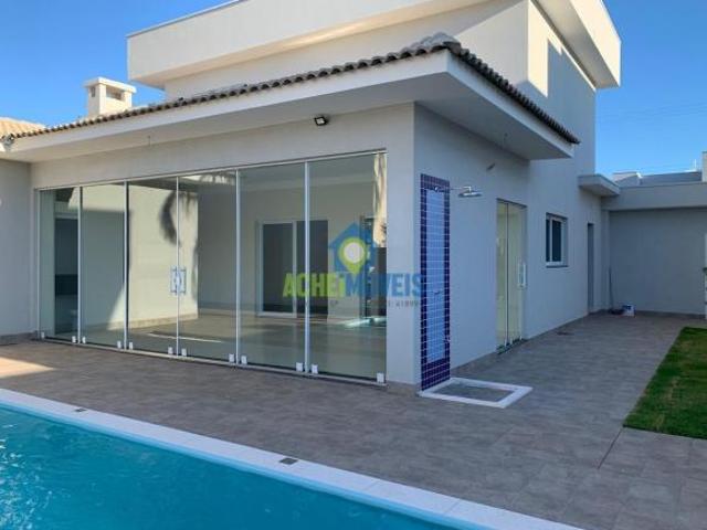 Casa para venda em Ipanema de 250.00m² com 3 Quartos, 3 Suites e 3 Garagens