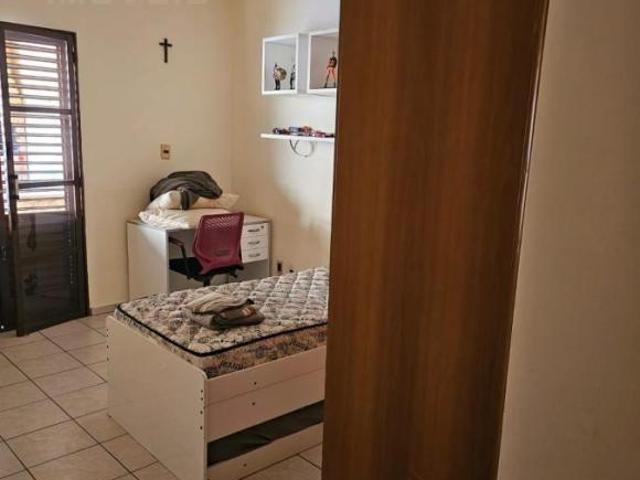 Casa para Venda em Jaguariúna, Jardim Mauá II, 3 dormitórios, 1 suíte, 2 banheiros, 2 vagas