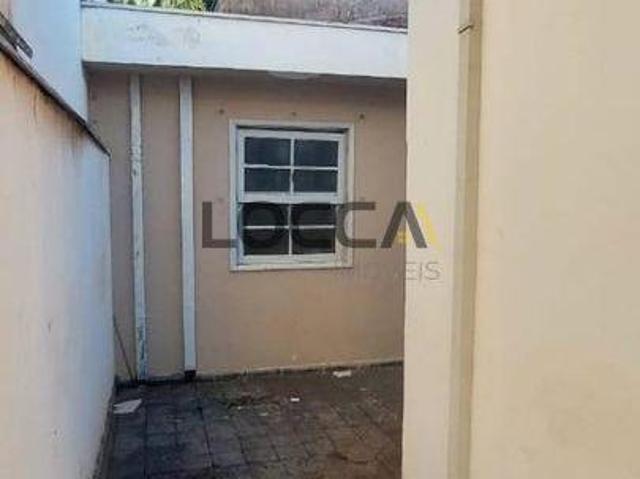 Casa para venda em Jardim Macedo de 131.00m² com 5 Quartos, 1 Suite e 1 Garagem