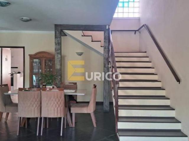 Casa para venda em Jardim Maria do Carmo de 330.00m² com 4 Quartos, 1 Suite e 4 Garagens