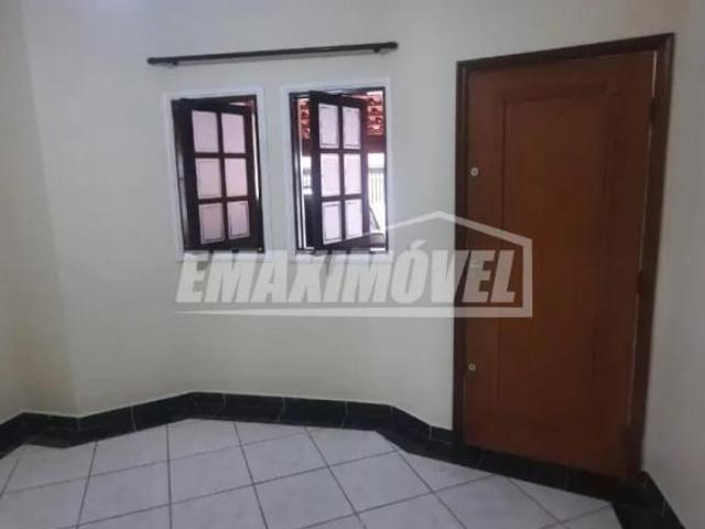 Casa para venda em Jardim Morumbi 2 de 88.00m² com 2 Quartos, 1 Suite e 2 Garagens
