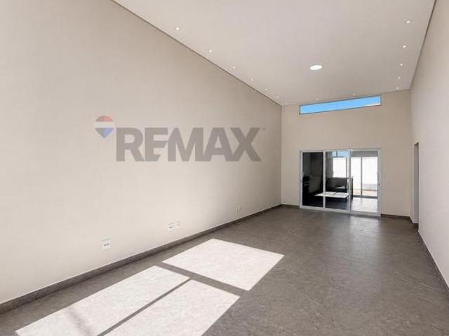 Casa para venda em Jardim Ouro Verde de 170.00m² com 3 Quartos, 1 Suite e 2 Garagens
