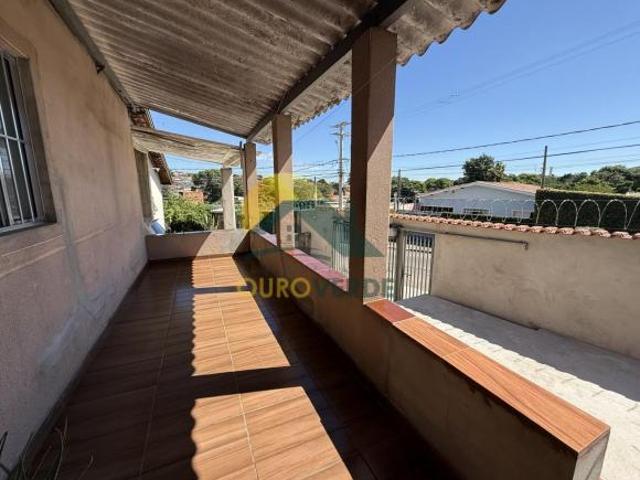 Casa para venda em Jardim Ouro Verde de 275.00m² com 4 Quartos e 5 Garagens