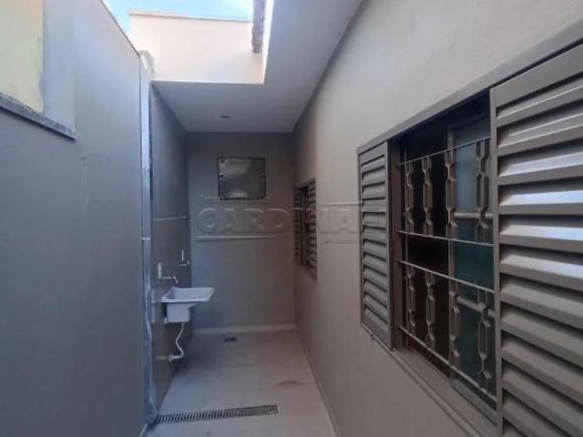Casa para venda em Jardim Bicao de 119.00m² com 2 Quartos, 1 Suite e 2 Garagens