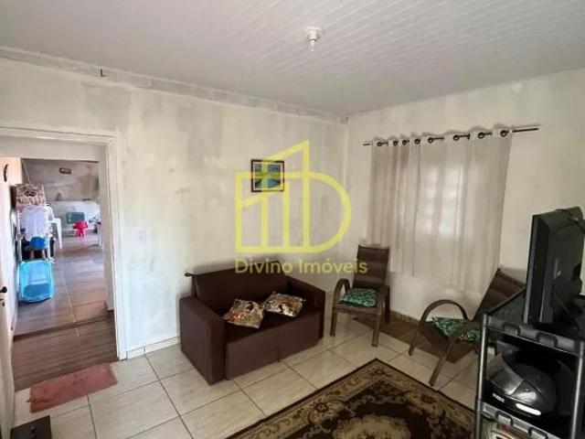 Casa para venda em Jardim Califórnia de 146.00m² com 3 Quartos, 1 Suite e 2 Garagens