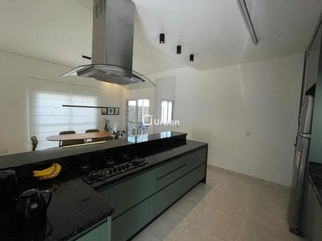 Casa para venda em Jardim Colibri de 160.00m² com 3 Quartos, 3 Suites e 3 Garagens