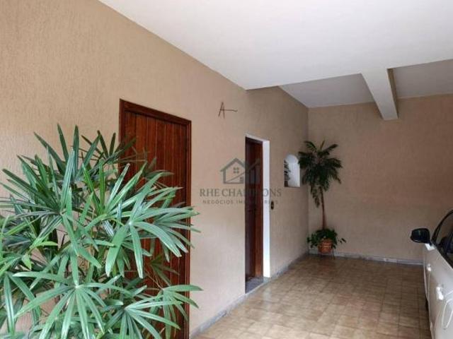 Casa para venda em Jardim Da Fonte de 303.00m² com 3 Quartos, 1 Suite e 2 Garagens