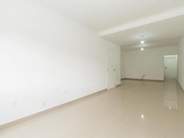 Casa para venda em Jardim da Glória com 3 quartos, sendo 3 suítes, 160m²